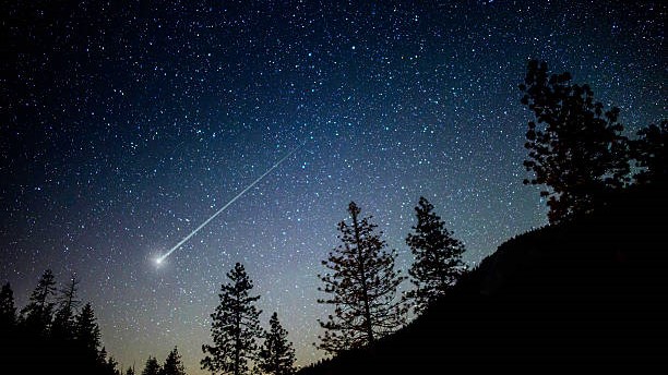 Жители Югры смогут увидеть «атаку» метеоритов