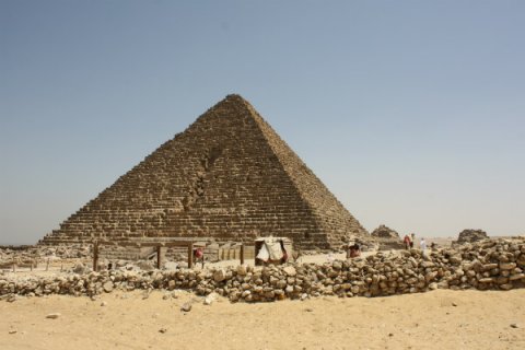 Увеличенная копия пирамиды Хеопса обнаружена в горах Югры на севере Ро